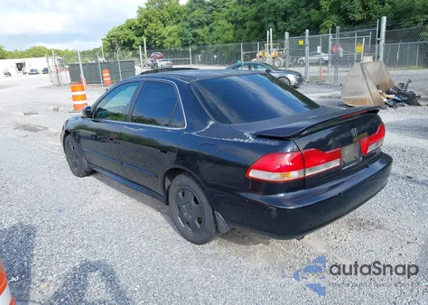 2001 Honda Accord 3.0 Ex из США, поврежденный, VIN 1HGCG16541A046736